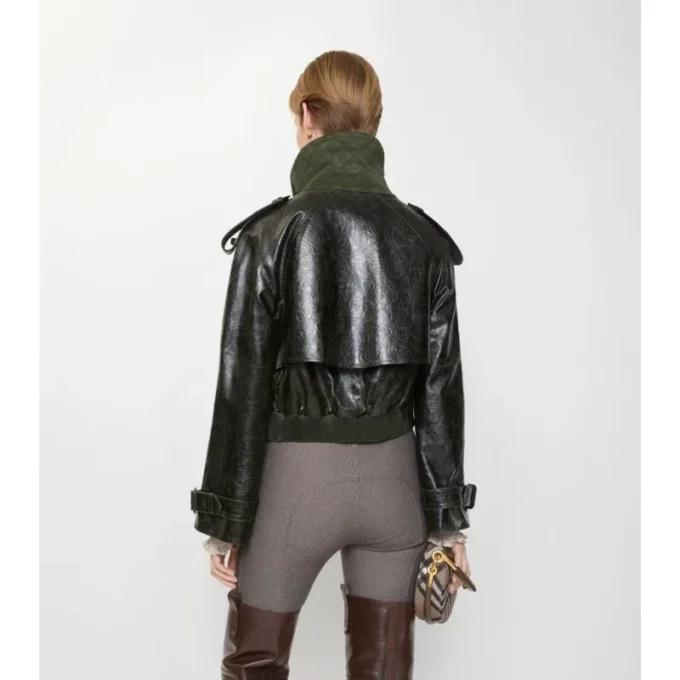 Chaqueta trench corta de cuero repujado