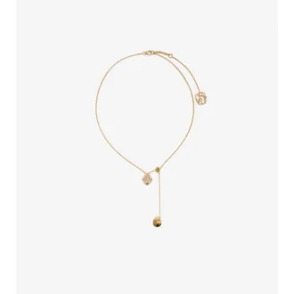 Collar con colgante de escudo