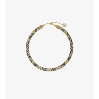 Collar con estampado de cuadros