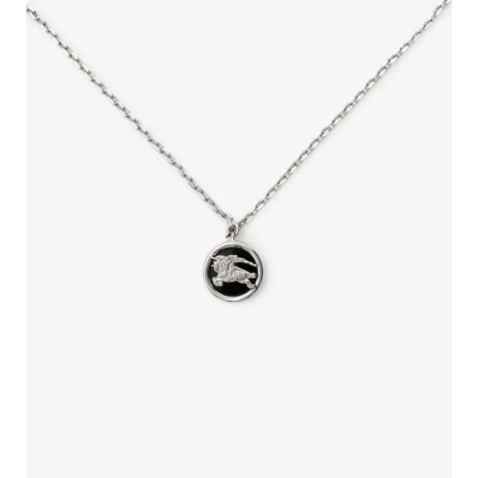 Collar con moneda EKD