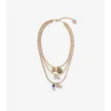 Collar de tres vueltas con colgantes 