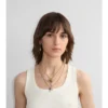 Collar de tres vueltas con colgantes 