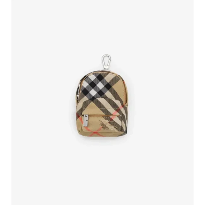 Dije para mochila con estampado de cuadros