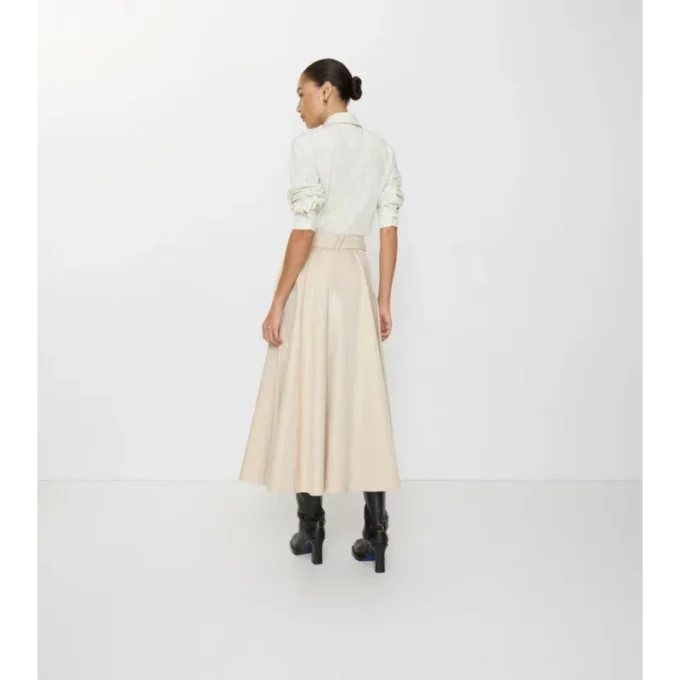 Falda midi tipo trench de Gabardine