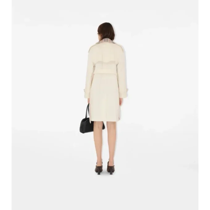 Gabardina Castleford de largo medio con cuello a cuadros como un Trench Coat