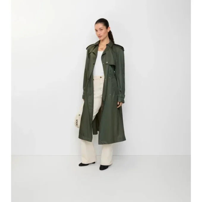Gabardina larga de nailon con capucha