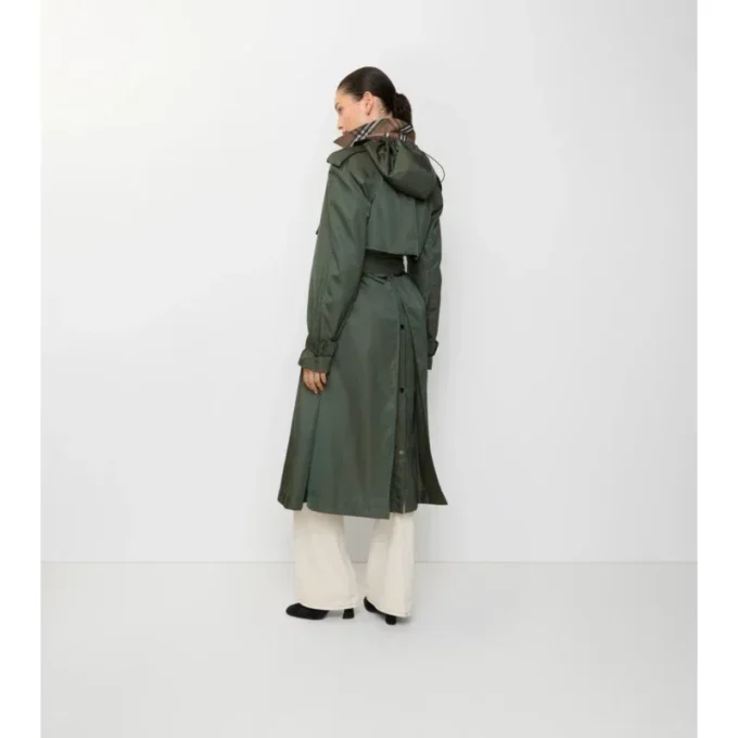 Gabardina larga de nailon con capucha