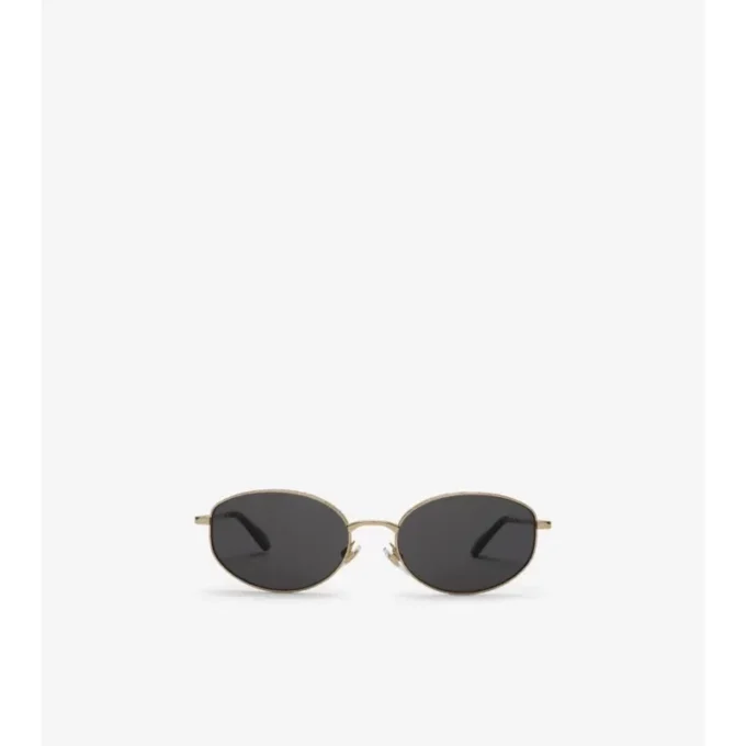 Gafas de sol ovaladas con diseño de cuadros metálicos