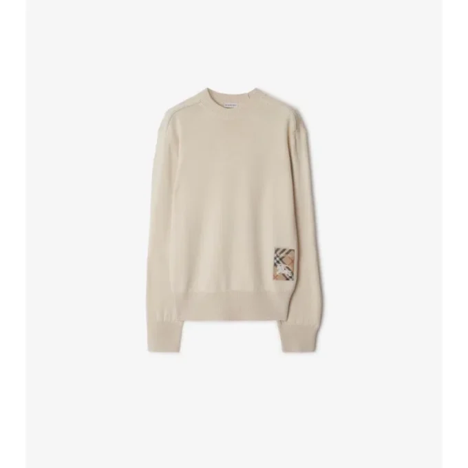Jersey de lana con etiqueta