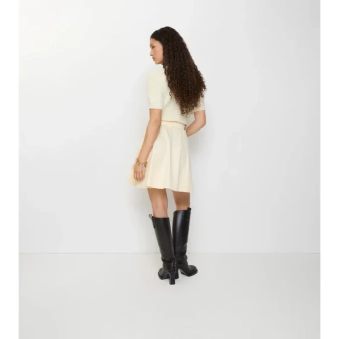 Minifalda tipo gabardine
