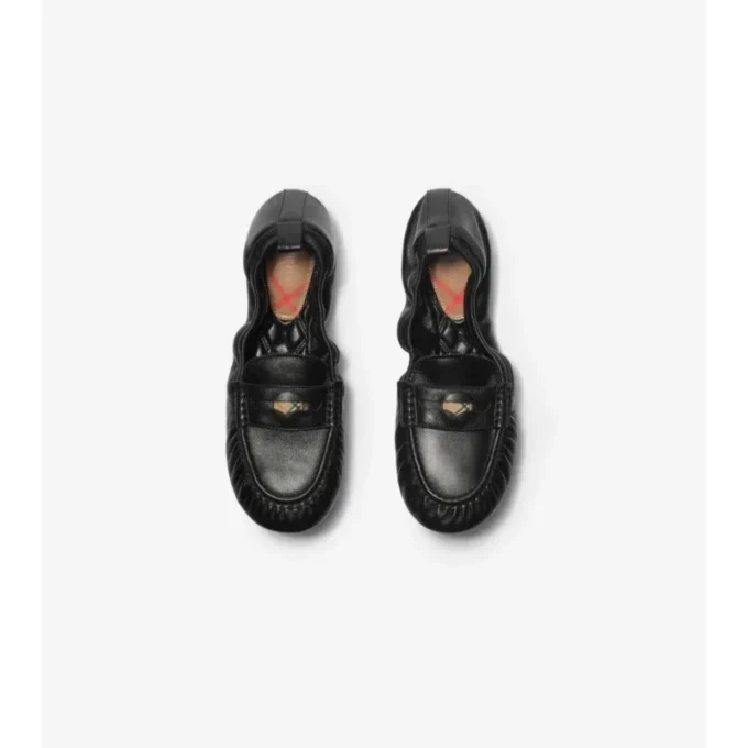 Mocasines de piel color beige
