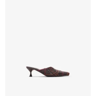 Mules de piel tejida con estampado de cuadros 