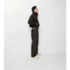 Pantalones de cuero con logotipo en cursiva