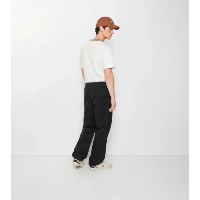 Pantalones de nailon