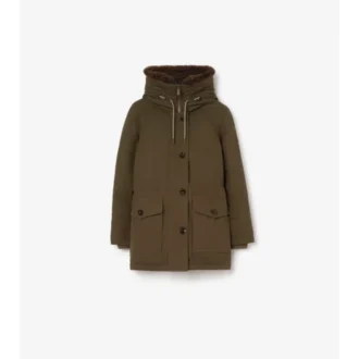 Parka de Gabardine con ribete de piel de oveja