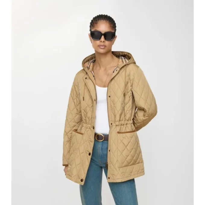 Parka de nailon acolchada