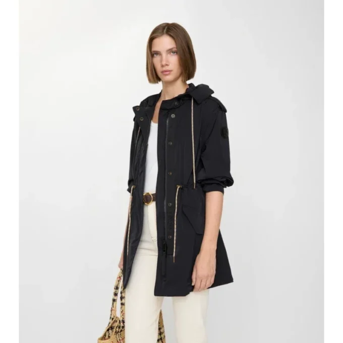 Parka de nailon elástico