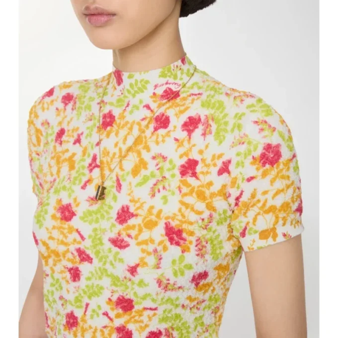 Parte de arriba de mezcla de algodón con estampado floral