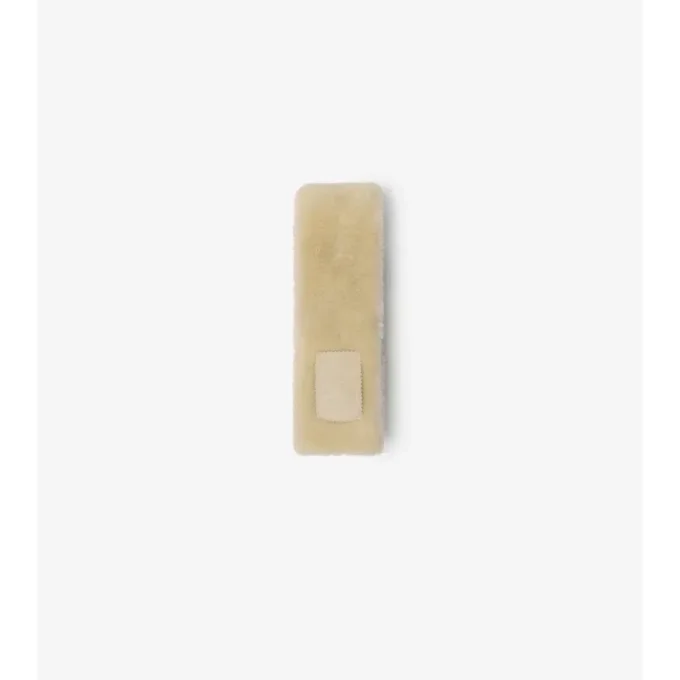 Pañuelo de piel de oveja con etiqueta estrecha