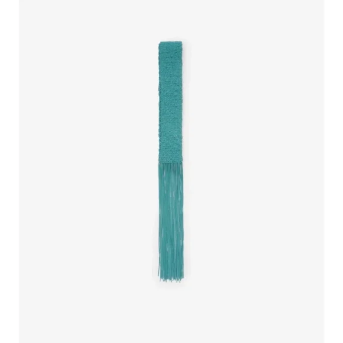 Pañuelo estrecho de cuero de ganchillo