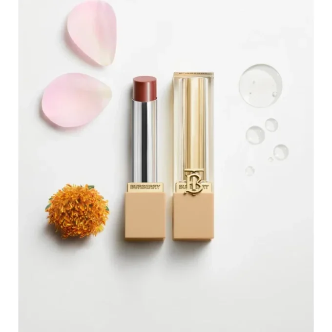 Barra de labios Burberry Brit Shine – Oxblood n.º 97