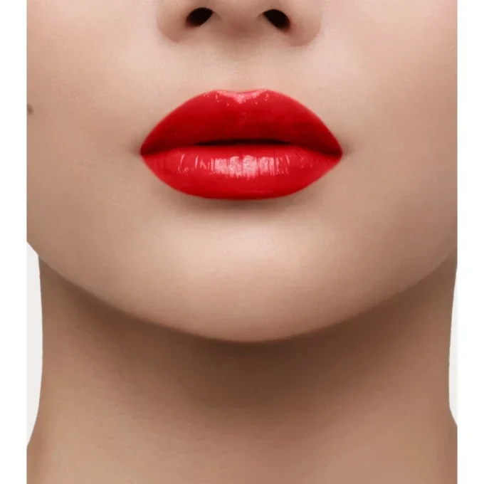Pintalabios Burberry Brit Shine – el rojo n.º 106