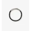 Pulsera de cuero con diseño de cuadros