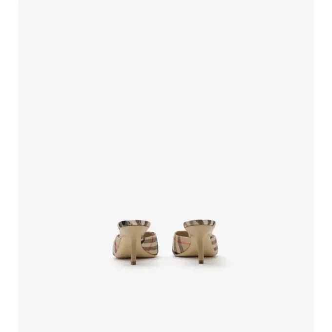 Sandalias bajas Check Mews 