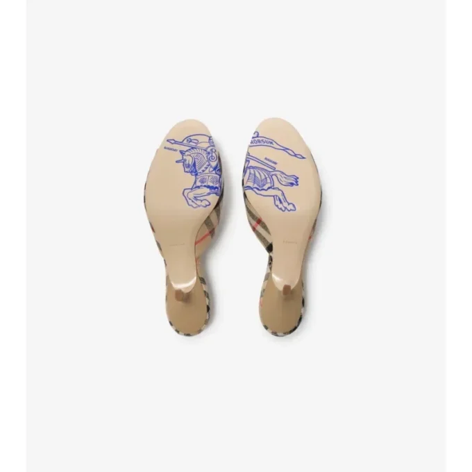 Sandalias bajas Check Mews 