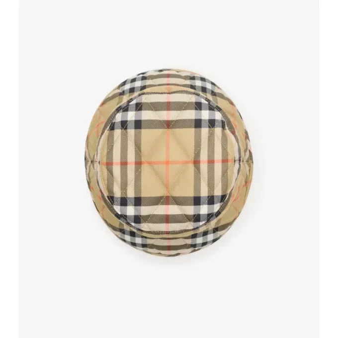 Sombrero de pescador acolchado con forma de herradura
