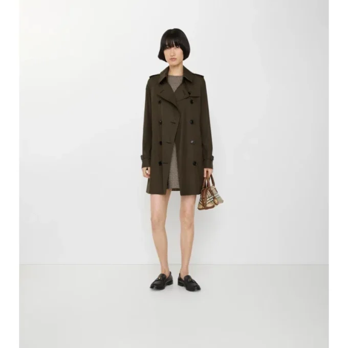 Tropical Gabardine Kensington corta de Gabardine Trench Coat