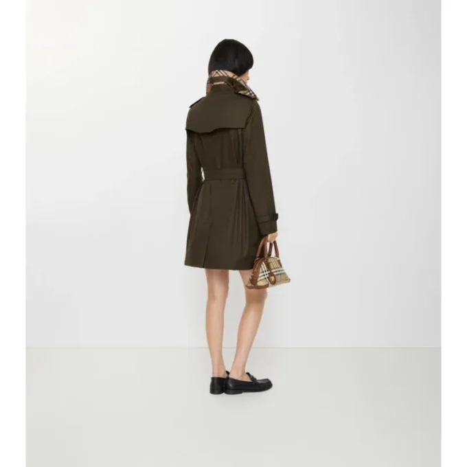 Tropical Gabardine Kensington corta de Gabardine Trench Coat