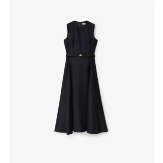 Vestido de lana a cuadros con cinturón