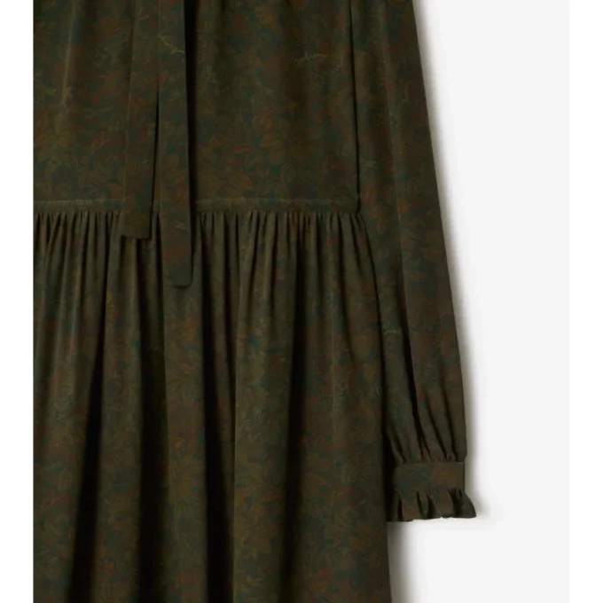 Vestido de seda con estampado de follaje