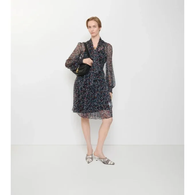 Vestido de seda con estampado floral pequeño