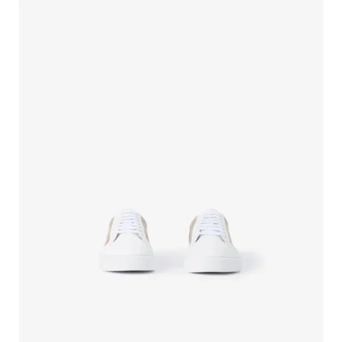 Zapatillas con estampado de cuadros y piel