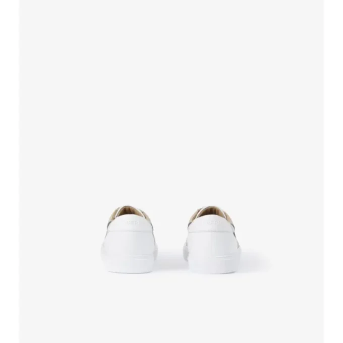 Zapatillas con estampado de cuadros y piel