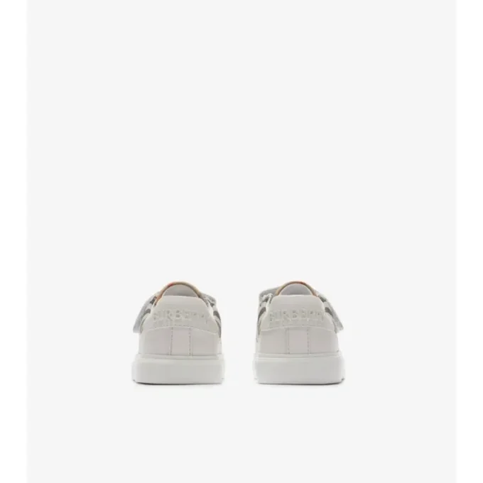 Zapatillas con estampado de cuadros y piel