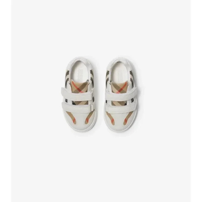Zapatillas con estampado de cuadros y piel