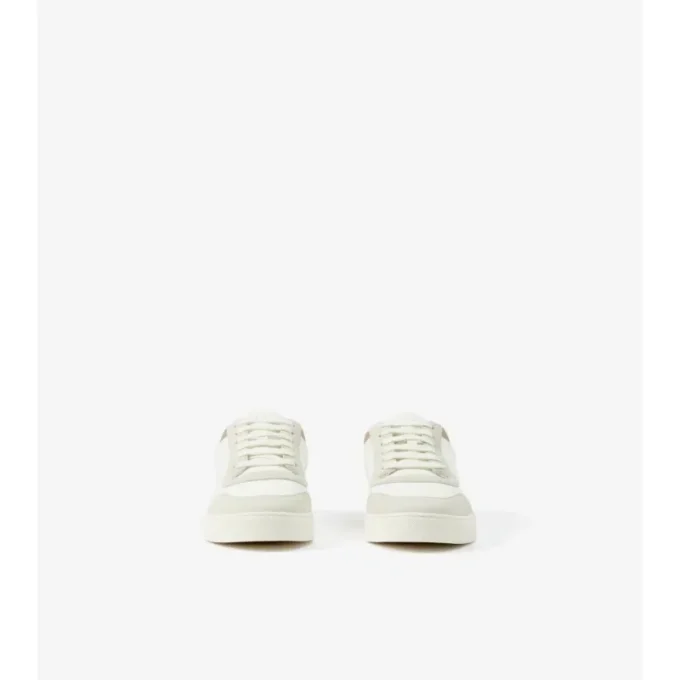 Zapatillas de piel, ante y estampado de cuadros