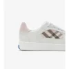 Zapatillas de piel y estampado de cuadros 