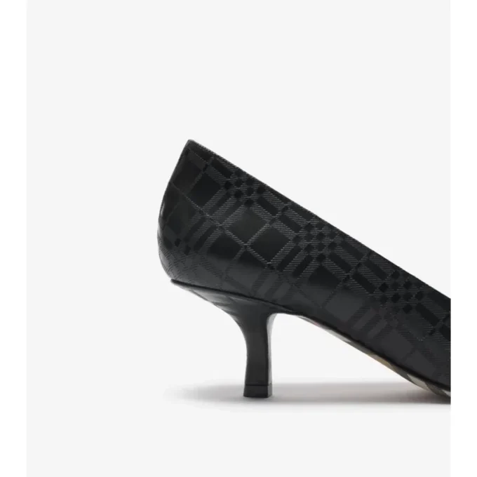 Zapatos de salón bajos de piel con estampado de cuadros