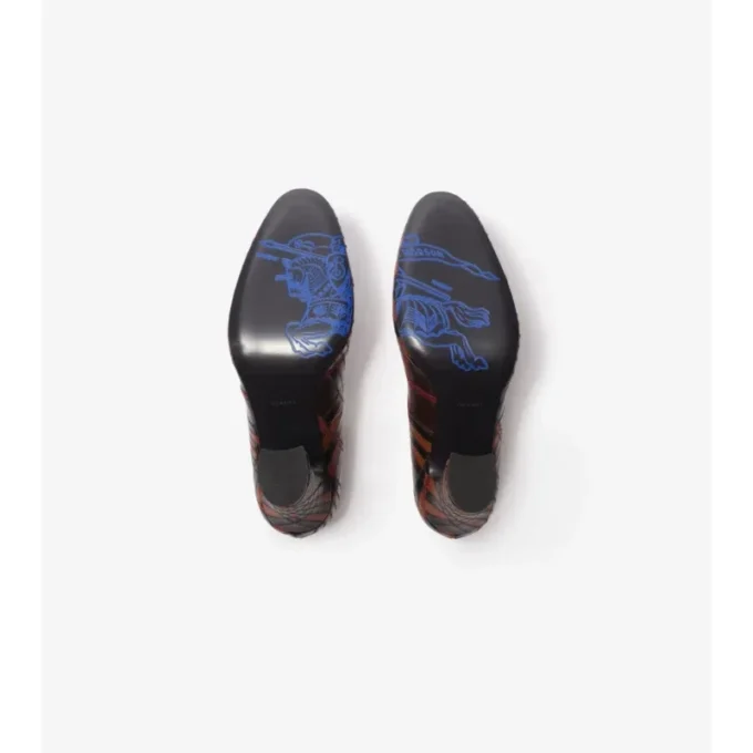 Zapatos de salón de piel con estampado de cuadros